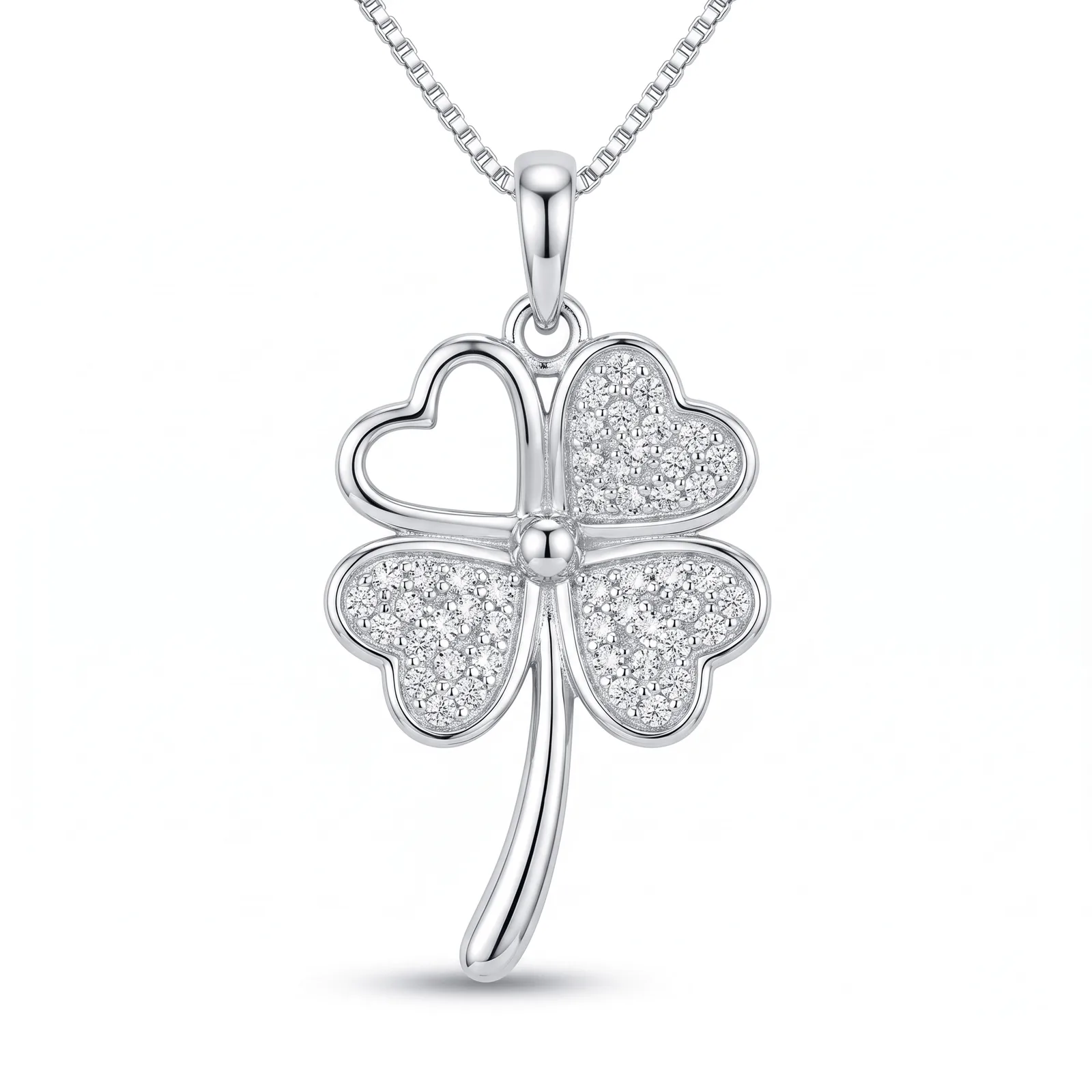 Four Leaf Clover Pavé Pendant - ORNIVAJEWELS lab grown diamond jewellery